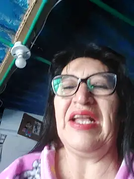 clarita 01 online show from 04.20.26