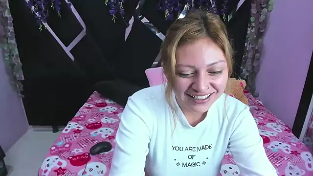 Emmily Walker online show from 01.06.26