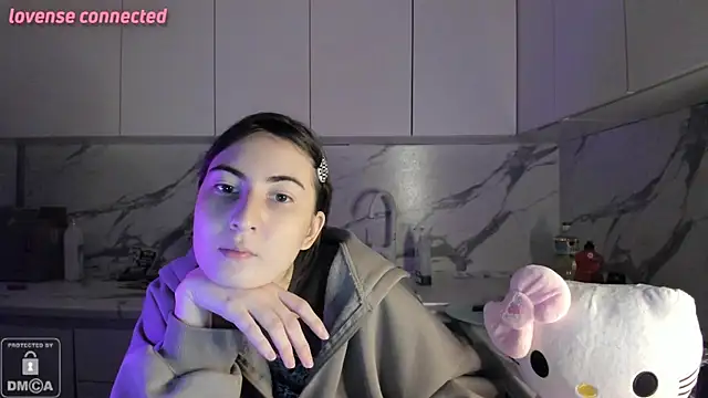 Ayesha Thebestt online show from 01.15.26