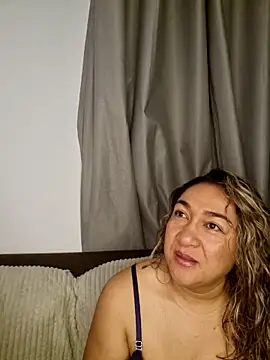 kitty 84 online show from 02.08.26