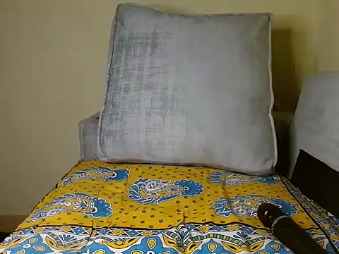 Snapshot of lavishh_linds chatting on 03.12.25 lavishh linds online show from 03.12.25