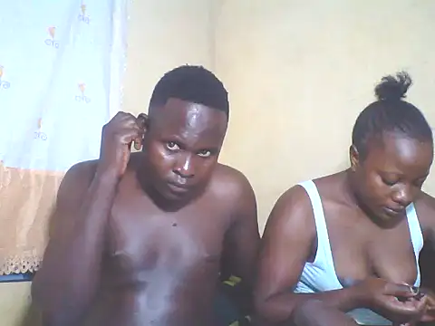 Dark Queenchocolate online show from 11.05.25