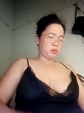 Snapshot of Sexy-asslove90 chatting on 09.16.25 Sexy-asslove90 online show from 09.16.25