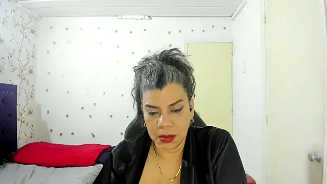 vikyadams online show from 04.20.26