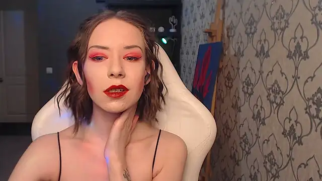 FascinatingEyess online show from 04.19.26