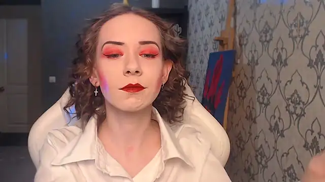 Snapshot of FascinatingEyess chatting on 06.20.26 FascinatingEyess online show from 06.20.26