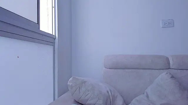 laurent nova online show from 02.20.25