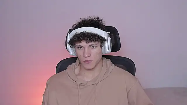 laurent nova online show from 10.08.25