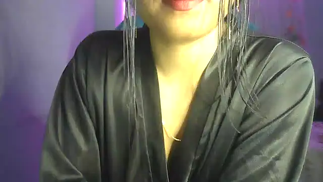 Snapshot of Queenhimanshi chatting on 02.02.25 Queenhimanshi online show from 02.02.25