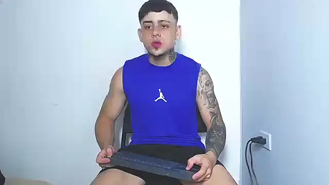 Snapshot of nino_rousse chatting on 09.13.25 nino rousse online show from 09.13.25