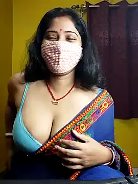 Snapshot of natasha_bhabhi chatting on 02.05.25 natasha bhabhi online show from 02.05.25
