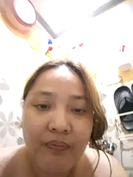 Snapshot of hairywetjhing chatting on 05.29.26 hairywetjhing online show from 05.29.26