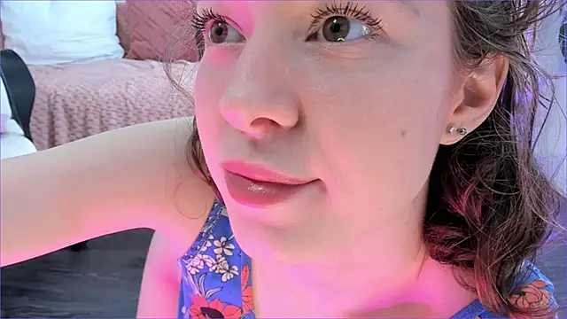 Viktoria Oliverr online show from 03.19.25