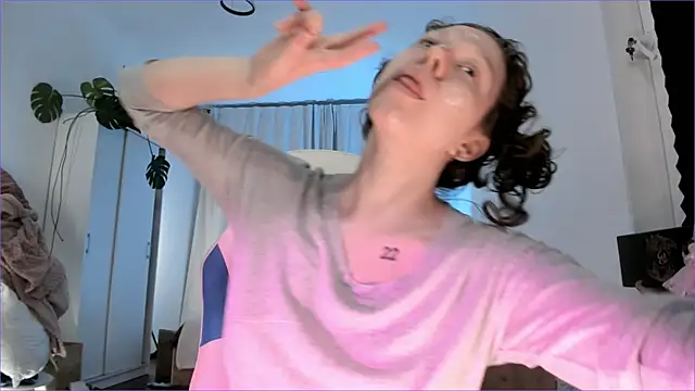 Viktoria Oliverr online show from 11.29.25