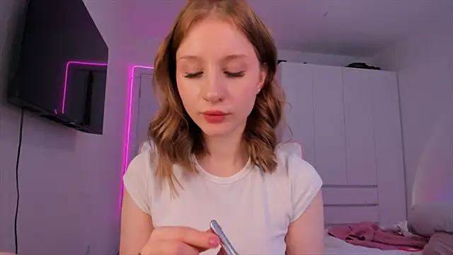 Snapshot of Eva_Davi chatting on 01.15.25 Eva Davi online show from 01.15.25