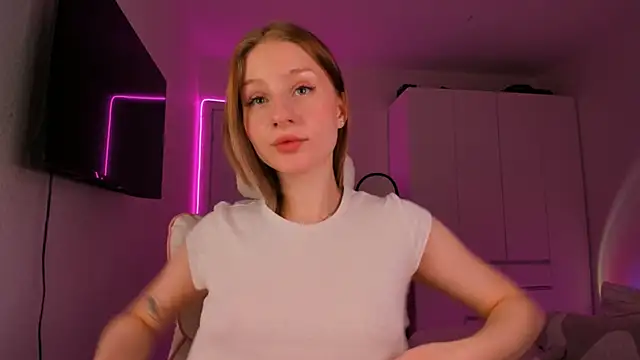 Snapshot of Eva_Davi chatting on 01.19.25 Eva Davi online show from 01.19.25