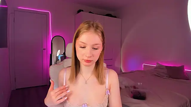 Snapshot of Eva_Davi chatting on 03.02.25 Eva Davi online show from 03.02.25