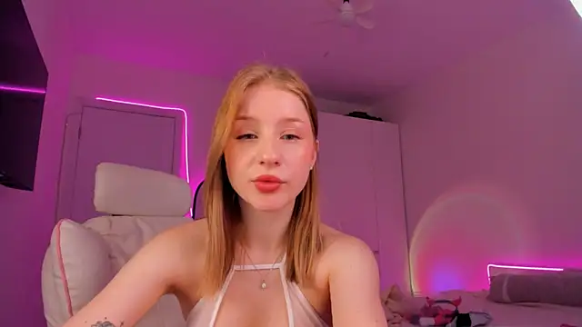 Snapshot of Eva_Davi chatting on 03.06.25 Eva Davi online show from 03.06.25