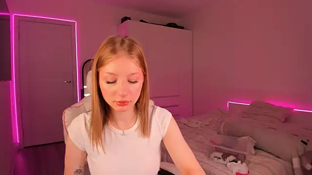 Snapshot of Eva_Davi chatting on 03.23.25 Eva Davi online show from 03.23.25