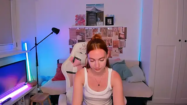 Mia Madden online show from 04.25.26