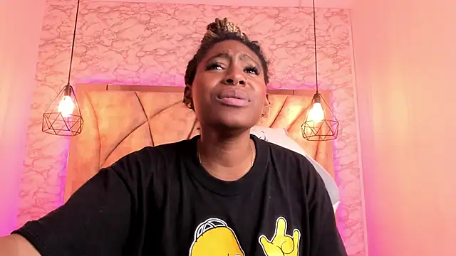 Queen perla  online show from 01.29.25