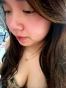 Hotellinh12 online show from 01.08.26