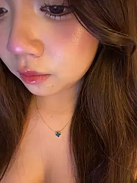 Hotellinh12 online show from 03.17.26