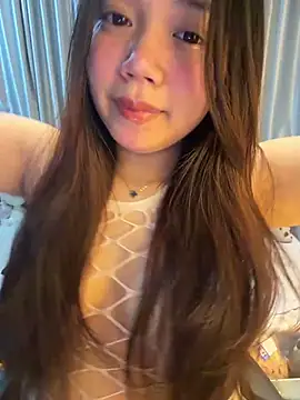 Hotellinh12 online show from 04.16.26