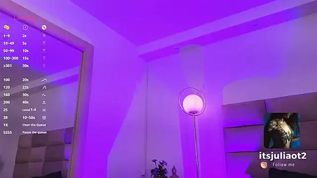 Snapshot of mssjulia chatting on 01.18.25 mssjulia online show from 01.18.25