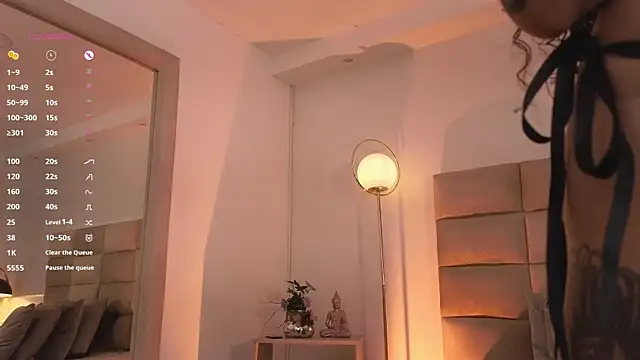 Snapshot of mssjulia chatting on 01.27.25 mssjulia online show from 01.27.25