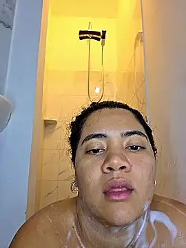 Watagatapitusberry1 online show from 10.21.25