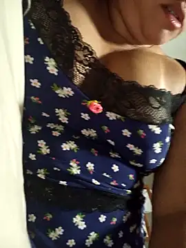 lovelyjhessy online show from 02.26.25