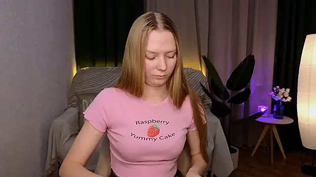 CarolynCohen   online show from 01.17.25