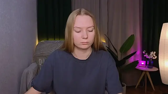 CarolynCohen   online show from 01.19.25