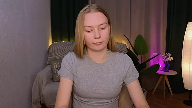 CarolynCohen   online show from 02.03.25