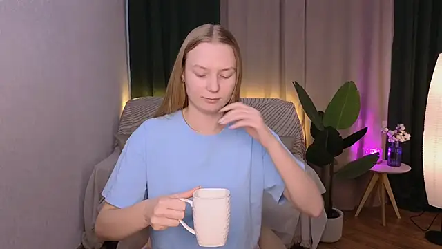 CarolynCohen   online show from 02.12.25