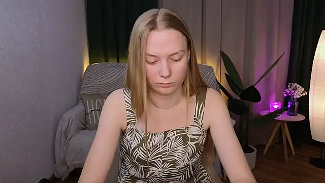 CarolynCohen   online show from 02.17.25