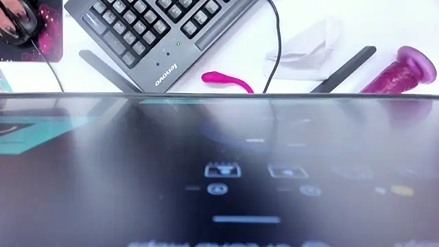 GiaFox  online show from 12.17.25