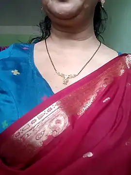 Snapshot of Rosy-B chatting on 01.24.25 Rosy-B online show from 01.24.25