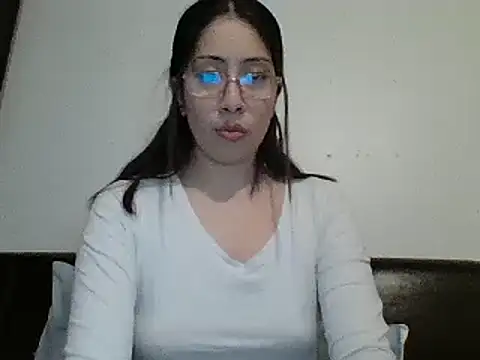 Snapshot of LorenaAnderson chatting on 01.26.25 LorenaAnderson online show from 01.26.25