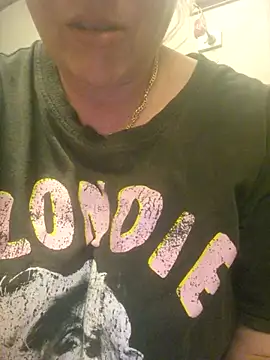 Off the Lesh online show from 11.22.25