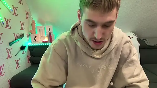 Snapshot of Cookieboy88 chatting on 01.19.26 Cookieboy88 online show from 01.19.26