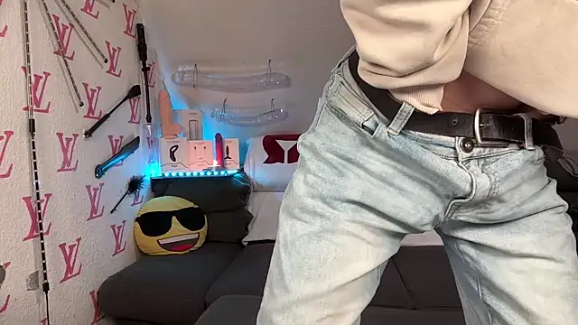 Snapshot of Cookieboy88 chatting on 02.10.26 Cookieboy88 online show from 02.10.26