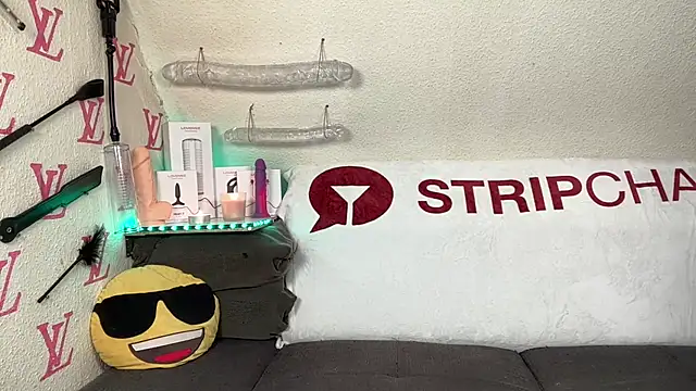 Snapshot of Cookieboy88 chatting on 02.12.26 Cookieboy88 online show from 02.12.26