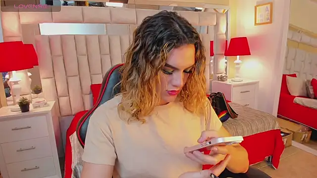 mariiahneedles online show from 01.17.25