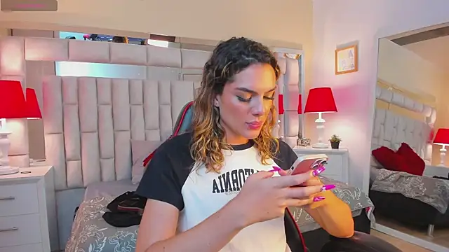 mariiahneedles online show from 02.05.25