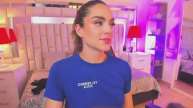 mariiahneedles online show from 03.11.25