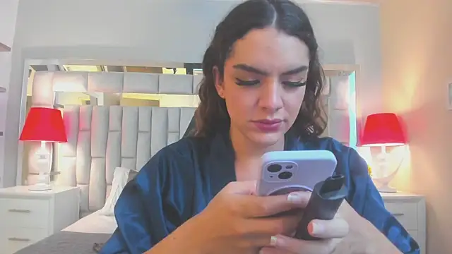 mariiahneedles online show from 11.29.25