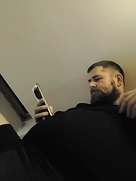 machobear87 online show from 02.16.26