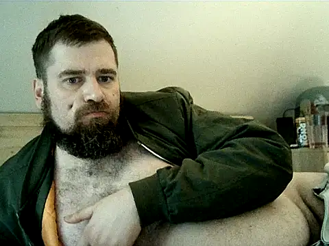 machobear87 online show from 02.28.26